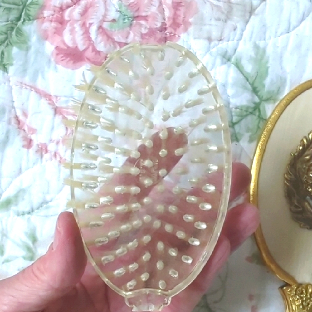 Vintage Globe 24k Gold Plated Floral Rose Brush For Vanity ( READ ) - Picture 6 of 11